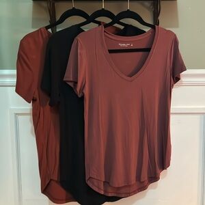 Abercrombie & Fitch Soft A&F Drapey tee bundle